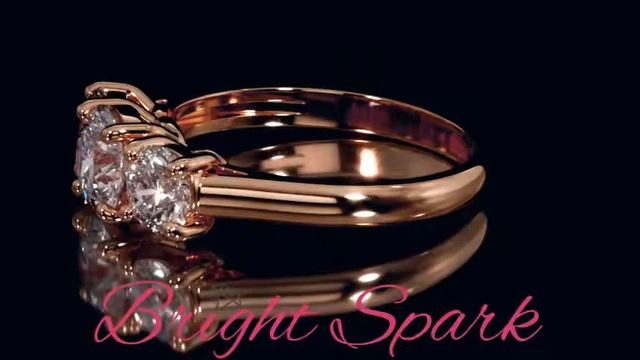 Кольцо с тремя муассанитами в красном золоте Anastasia от Bright Spark
