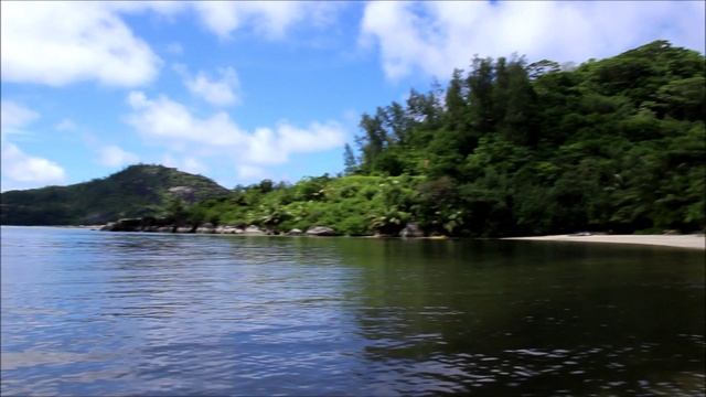 Сейшелы. Остров Маэ. Пляж Anse Trusalo.