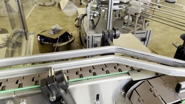 Автоматическая линия для розлива жидкостей, сиропов в пузырьки CVC Technologies (2005г.,Тайвань)