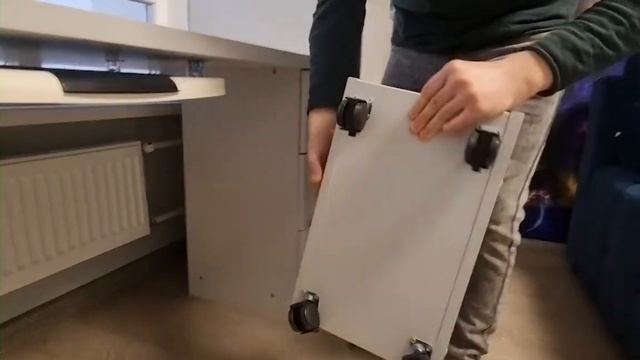 Рабочая зона и распашной шкаф в детскую на ул. Левитана / Мебель на заказ в Твери / TverMebelS