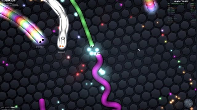 2 в одном - Slither.io и Brawlhalla