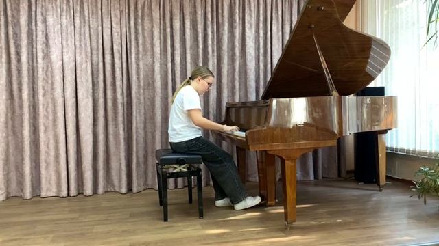 Григорьева   Анна, фортепиано,  11 лет