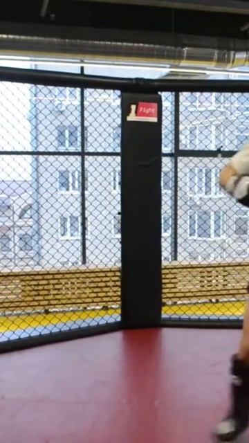 Уширо в печень после рук в голову #кикфайт #кикбоксинг #мма #фитнес #kickboxing #mma #fitness