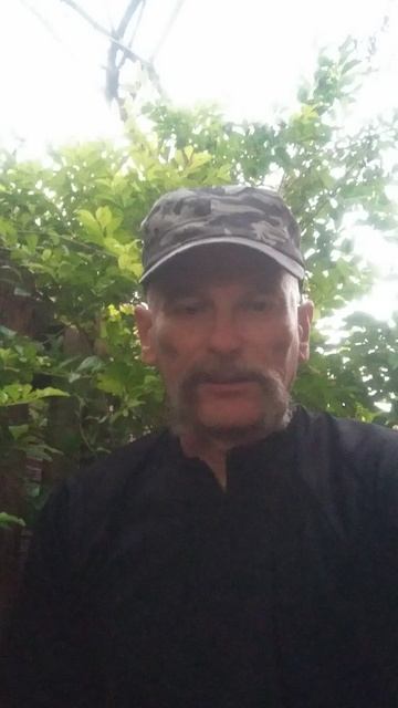 Ja lechita, kontynent Lechia.
dzień wyzwolenia .
Я — Лечита, континент — Лехия.
день освобождения.