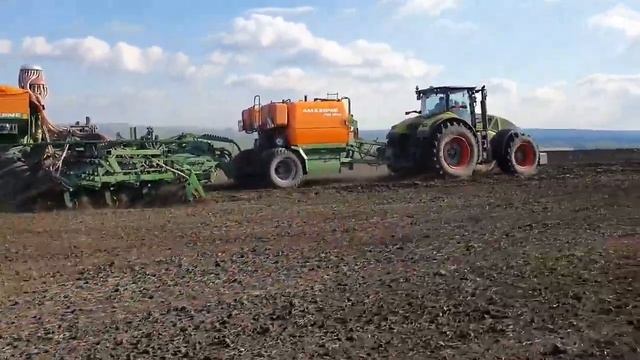 Демопоказ техники CLAAS и AMAZONE в Назаровском районе ЗАО Назаровское