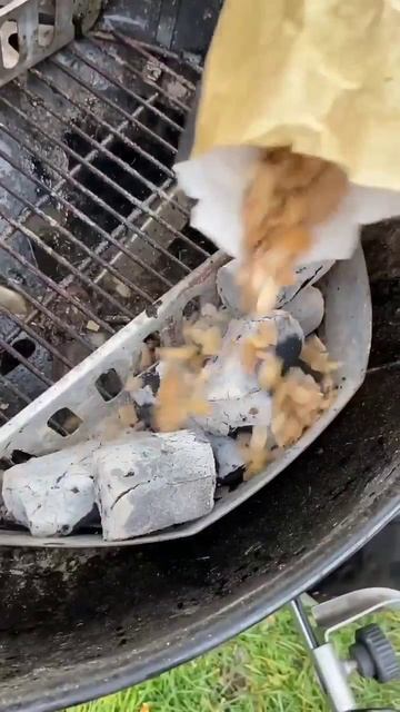 Близится сезон шашлыков! Берём на заметку рецепт шашлыка на кефире 🥩