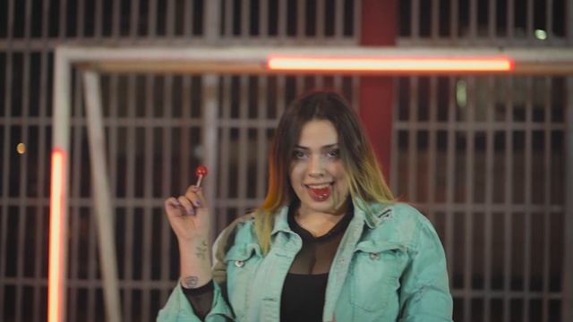 OLVIDAME MUJER - EdiiGabo ft Carlitos Klein (Video Oficial)