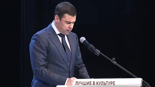 Дмитрий Миронов вручил деятелям культуры государственные и региональные награды