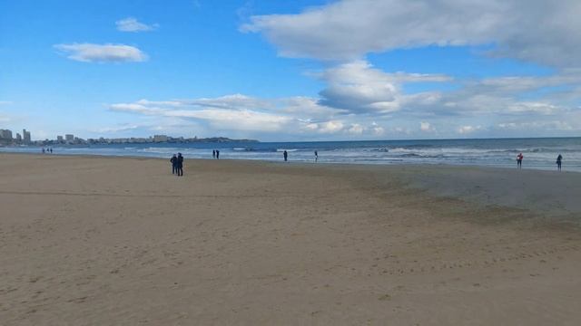 Лёгкий ветерок. Ты сбиваешь с ног. - Испанские страсти)