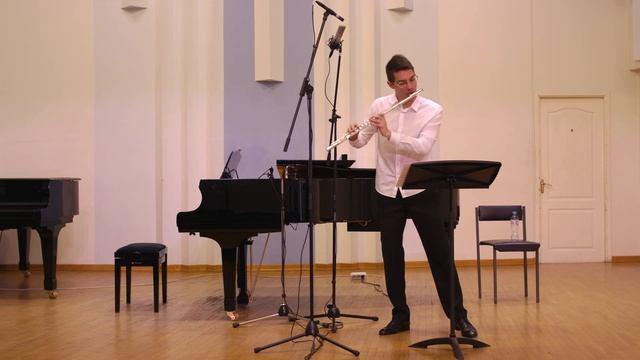 S. Karg-Elert Appassionata for flute solo - Evgenii Norbutas / Карг-Элерт Соната - Евгений Норбутас