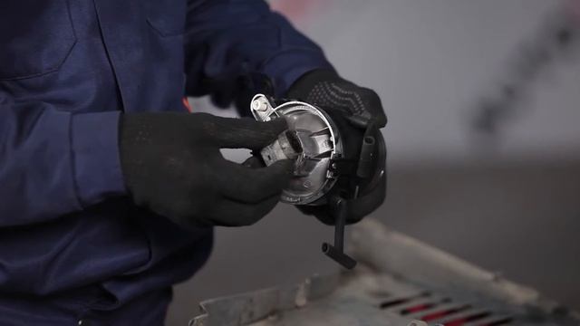 Ako vymeniť predné rameno na BMW 5 E60 [Návod]