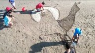 BEACH ART / CHRIST HAS RISEN