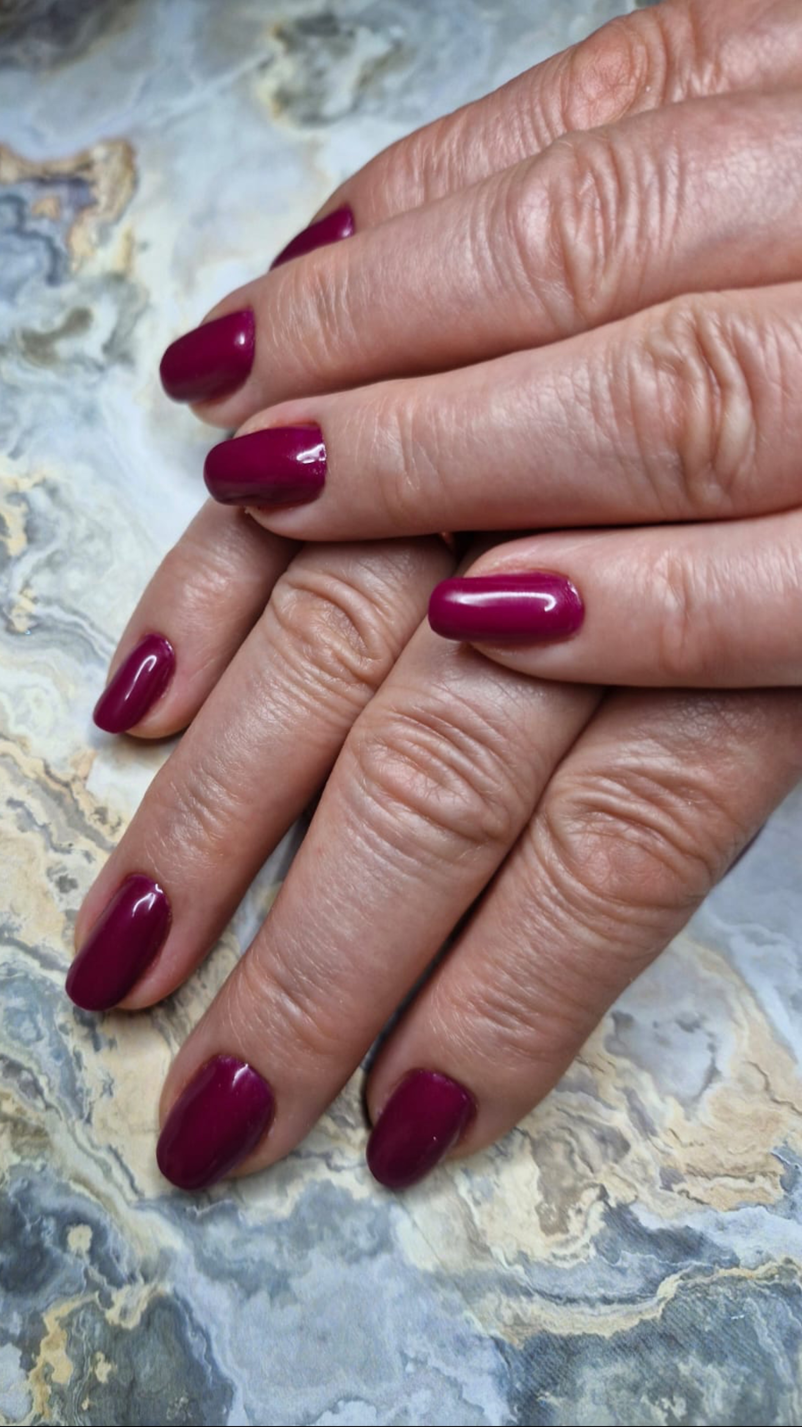 Маникюр гель-лак 💅🏻 Мастер Виктория