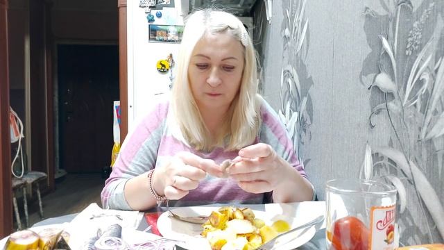 ЖАРЕНАЯ КАРТОШЕЧКА/КАПЧЁНАЯ СКУМБРИЯ / ИВАСИ