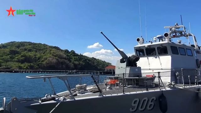 Quân sự thế giới hôm nay (6-8): Nga chặn bom dẫn đường BK-3OF gắn trên UAV - Báo QĐND