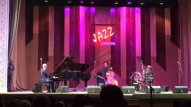 VEIN Trio