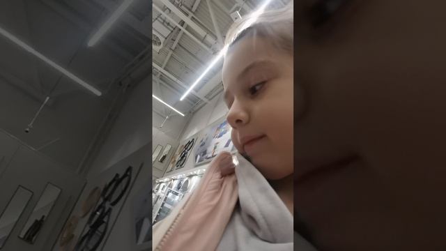 VID_20250401_112516.mp4