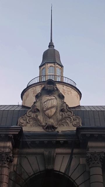 Фотолокация: Конюшни Манташева 📍