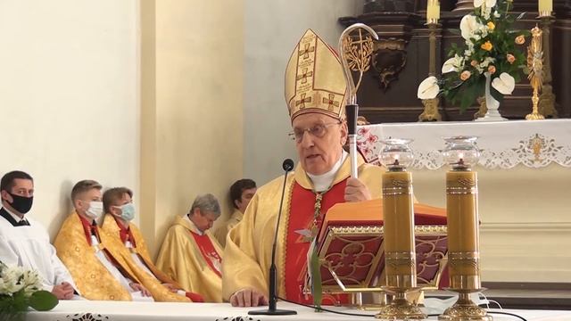 Казанне арцыбіскупа на пенсіі Тадэвуша Кандрусевіча на фэсце Святой Тройцы ў Глыбокім