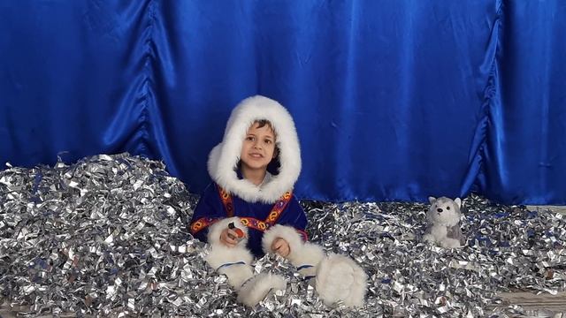 Курбанов Фаиль, 5 лет, г. Салехард, стихотворение "Снегири"