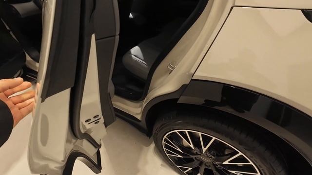 Zeekr X. Новый топ кроссовер.  Хорош до мелочей!