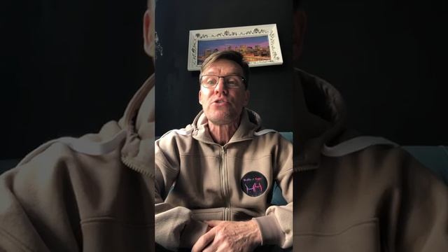 видео анонс на начало апреля