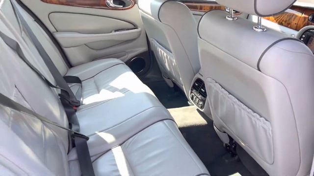JAGUAR XJ8 4.2 V8 SOVEREIN