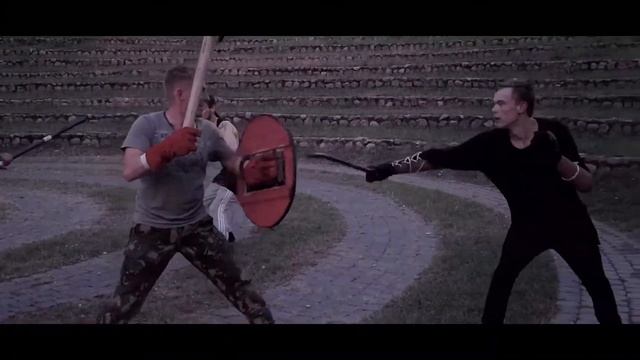 А ты ответишь на этот вопрос. Реклама Фехтовального клуба.