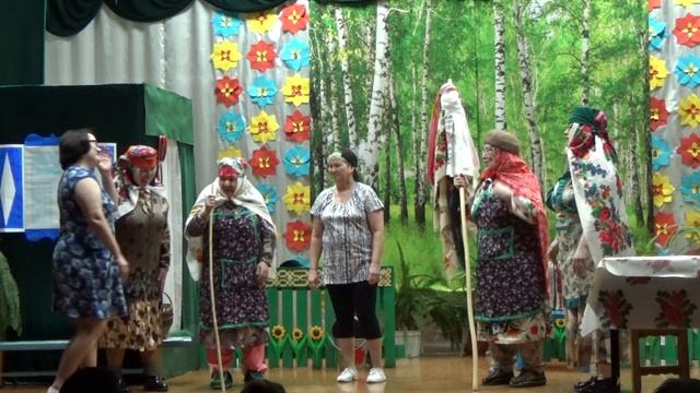театральный коллектив "Театр сөючеләр"  Шалтинского сдк спектакля по пьесе Р.Хусаиновой "Табылдык"
