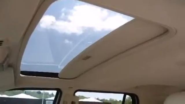 2004 Lincoln Navigator 4X4 (ValueSmart)