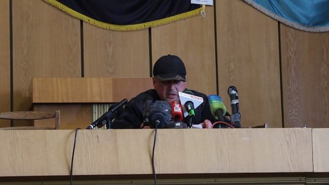Активист Славянска Вячеслав Пономарёв обратился за поддержкой к России