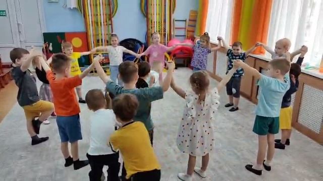 игра для дошкольников " Горы и ручьи".mp4