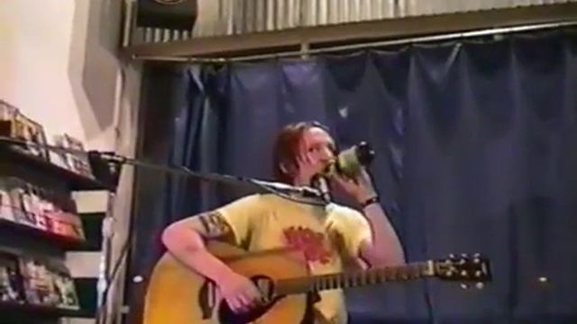 ELLIOTT SMITH + Waterloo Sunset KINKS COVER live @STINKWEEDS TEMPE, AZ  480p