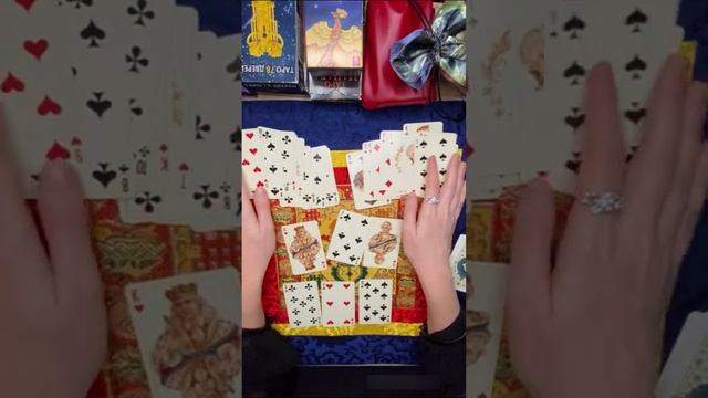 Бабушкин расклад на игральных картах. Обучающее видео.