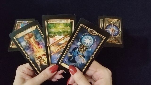 Что ждет Вас 4 Апреля 2025 года? Гадание на картах Таро онлайн Гороскоп на сегодня