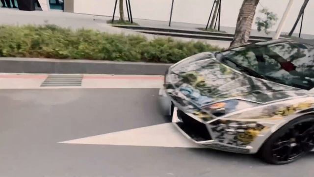 Maserati GranTurismo 4.2 meets Lamborghini Gallardo LP560-4 in Taipei