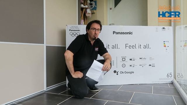 HCFR Panasonic 65JZ2000 Unboxing
