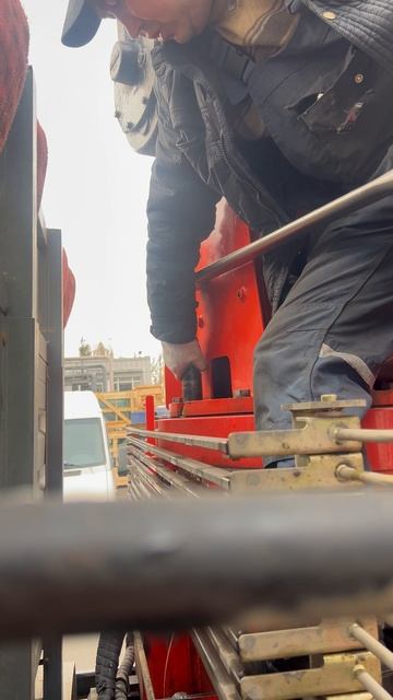 Протяжка опорного подшипника при техобслуживании обязательна 🔧🔧#gdplru #гидравлистика #опу