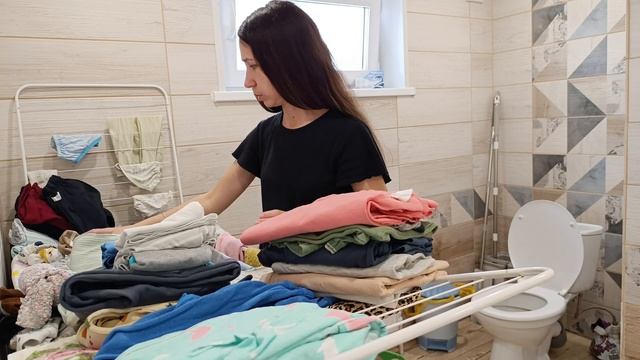 Утренняя уборка☕/Чищу плиту/убираю одежду/ попала на концерт♥️утренник в саду