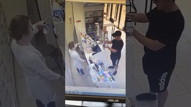 Внимание!!! Томичи!!!! Орудует вор-мошенник!!!!