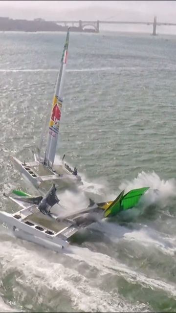 Woah 😳 Wing Failure caught on camera 📷 #SailGP #sailing #racing