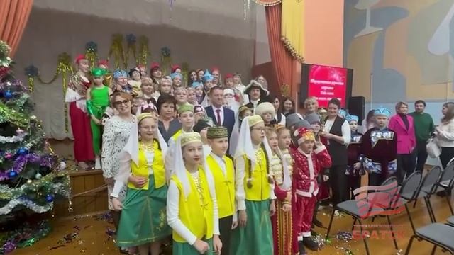 Лидии Шмурьевой, учителю школы №12, присвоили звание «Заслуженный учитель Российской Федерации»