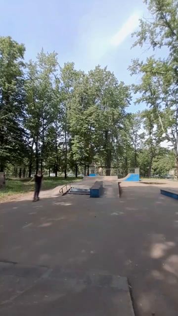 КАК КАТАТЬСЯ В СКЕЙТ ПАРКЕ