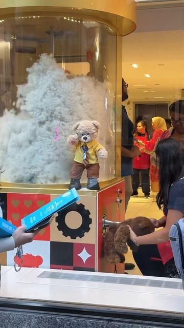 Happy Birthday, teddy bear. New York City #newyork #жизньвсша #сша #toys