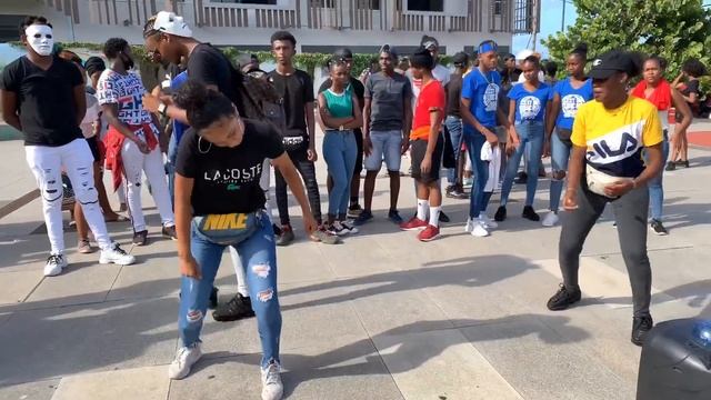 AFRO DANCE LIBRE 974