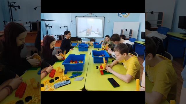 Танцуй с LEGO
