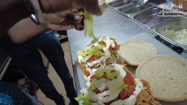 Double Decker Zinger Burger, BBQ Club Sandwich Ki Ddeal Agayi Aur Chicken Tikka | Hot & Spicy