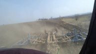 трактор John Deere 8400 закриває вологу