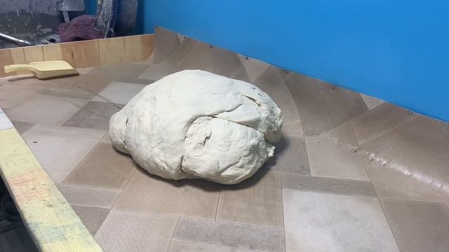 Как делают Узбекски Лепёшек в тандыр тандыр нан
