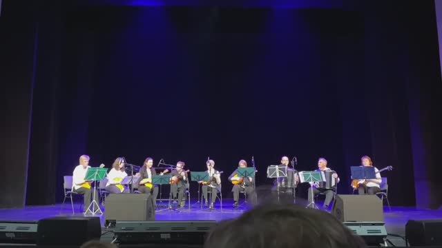 И.Дунаевский-А.Цыганков "Ой, цветёт калина".
Ансамбль "Ярмарка".
Концерт в КЦ "ЗиЛ".